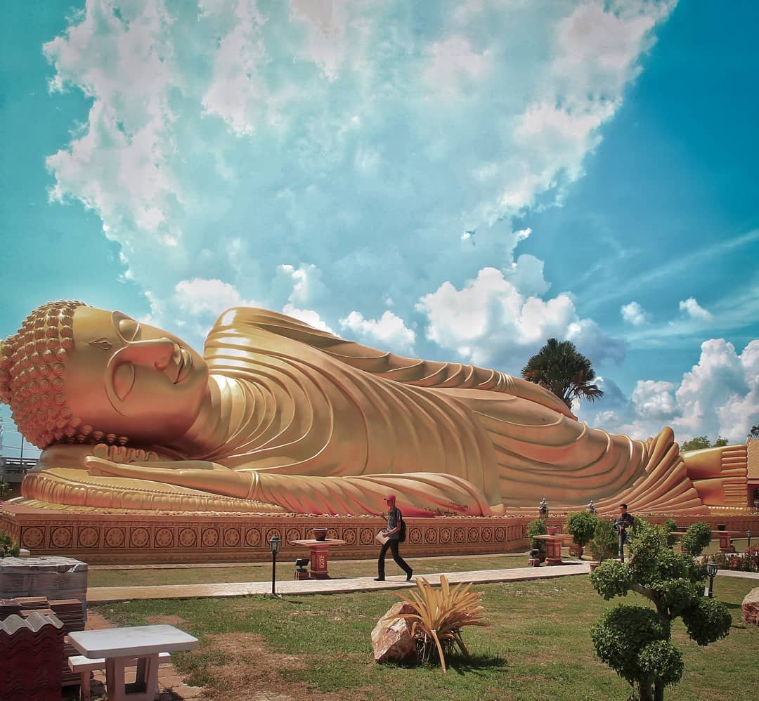 Candi Budha di Thailand selama tour 3 negara